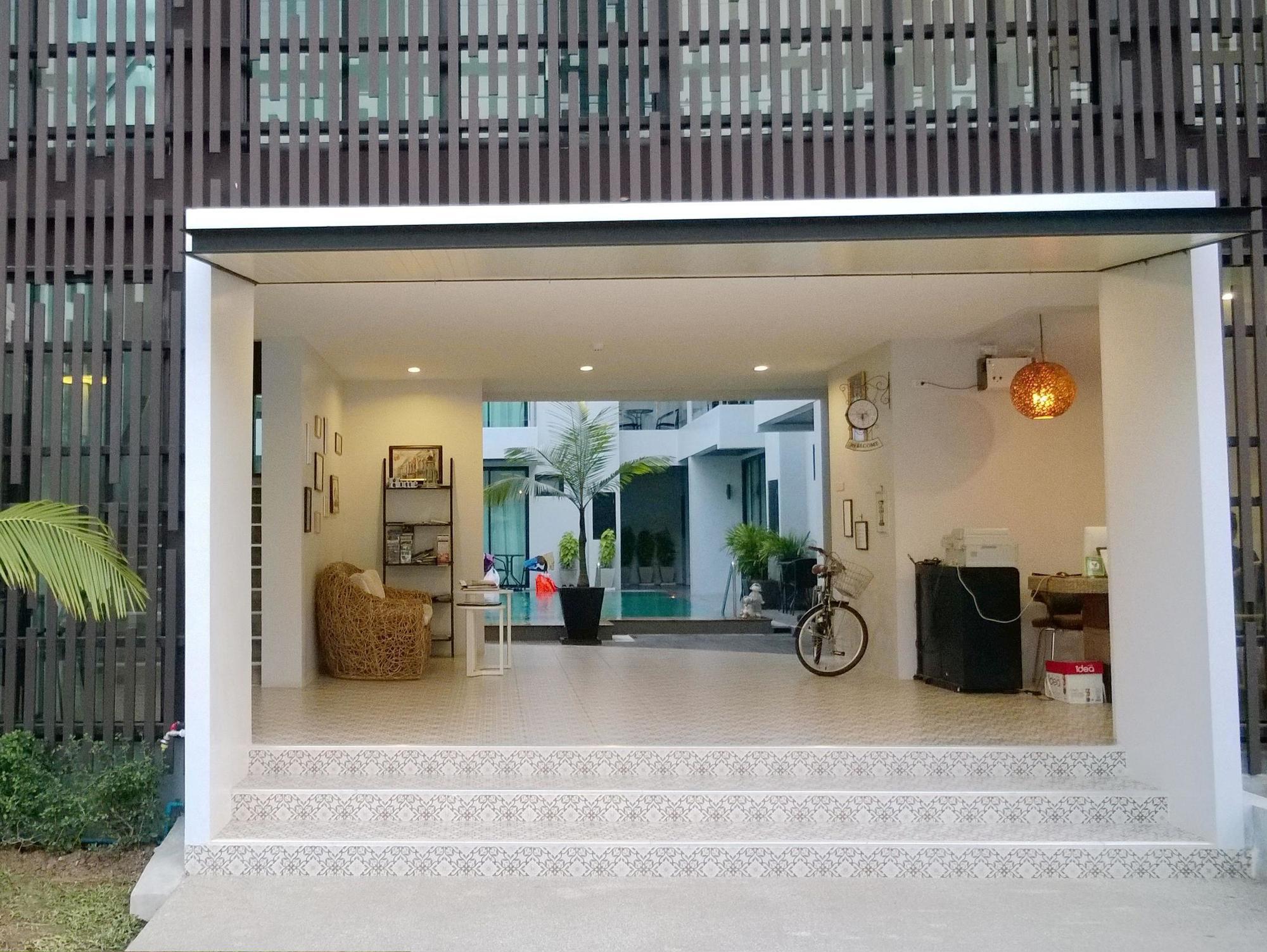 Good Day Phuket Hotel Екстериор снимка